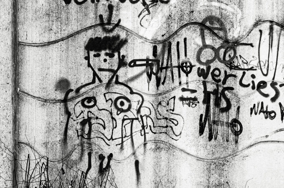 Modern Art in No Man's Land